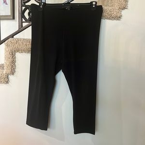Black Capri Leggings